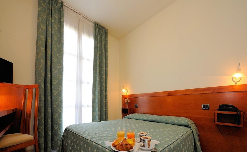 Hotel Fondovalle Città della Pieve Pokoj fotografie